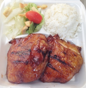 We have the best food truck chefs who are passionate about serving high quality specialty foods at all our Hawaii caterings and food truck rallies at affordable pricing.